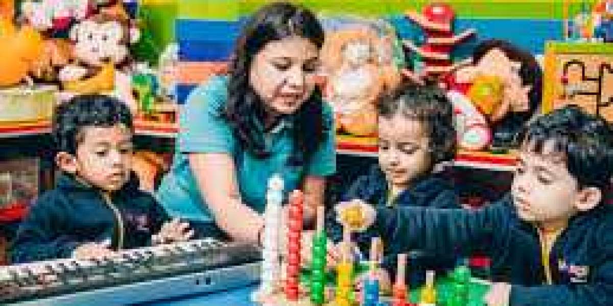 The Role of New Year Art & Craft in Developing Fine Motor and Decision-Making Skills